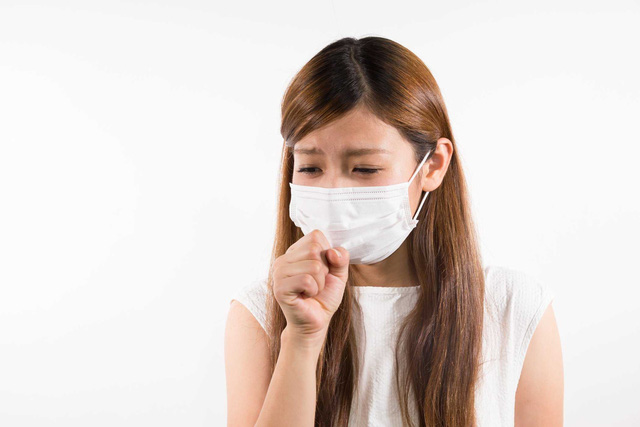 Triệu chứng và cách phòng tránh bệnh phổi tắc nghẽn mãn tính - Ảnh 1.