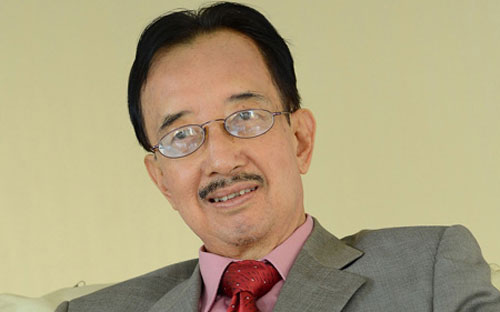 TS. Alan Phan, Chủ tịch Quỹ Viasa (Hồng Kông), người từng có 43 năm làm ăn, PG88 Uy Tín Số 1 Việt Nam tại Mỹ và Trung Quốc.<br>