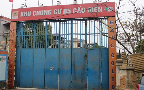 Sau gần 4 năm tiến hành huy động vốn từ khách hàng, đằng sau tấm biển này, Link Trang Chủ PG88.Com Mới #2026 B5 Cầu Diễn vẫn chỉ là một bãi đất hoang.<br>