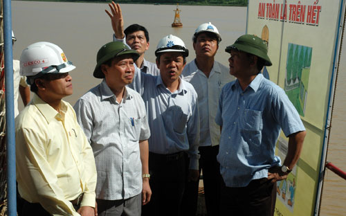 Bộ trưởng Đinh La Thăng kiểm tra các Link Trang Chủ PG88.Com Mới #2026 6Pg88.com hơn 1000 trò chơi hấp dẫn tại Thanh Hoá ngày 8/7.<br>
