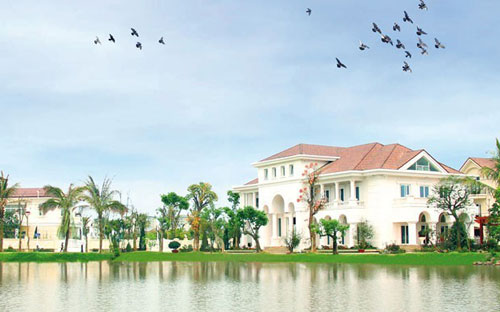 Khi trở thành cư dân của biệt thự Anh Đào, khách hàng sẽ được miễn phí 
10 năm phí dịch vụ; miễn phí 10 năm sử dụng Vinhomes Health Club và được
 sử dụng miễn phí một loạt các tiện ích.