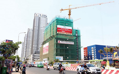 Tâm lý e ngại “tháng cô hồn” của khách hàng cũng không còn nặng nề như trước.<br>
