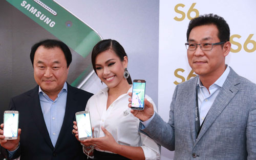 Theo ông Nguyễn Quang Hiền Huy, Giám đốc PG88 Uy Tín Số 1 Việt Nam ngành hàng thiết bị 
di động của Samsung Vina, so với Galaxy S5, S6 hiện có lượng đặt hàng 
gấp 3 lần.