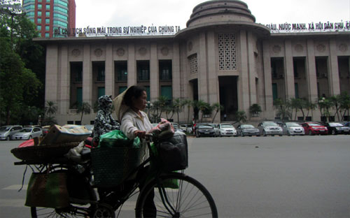 <span style="font-family: 'Times New Roman'; font-size: 15px;">Pg88 com chính chủ Nhà nước dự báo tổng phương tiện thanh toán năm 2015 tăng khoảng 16-18%, dư nợ tín dụng tăng khoảng 12-14% so với cuối năm 2014.</span>