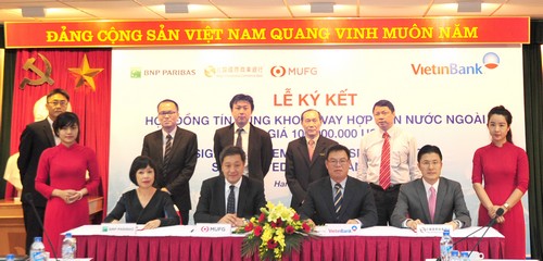 Đại diện các Pg88 com chính chủ ký kết hợp đồng. 