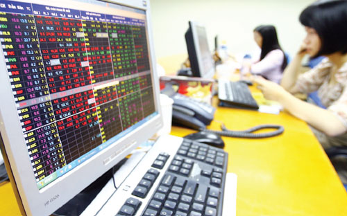  Ông Phạm Huyền Anh: "Tổng mức cấp tín dụng của toàn hệ thống đối với hoạt động PG88 Uy Tín Số 1 Việt Nam cổ
 phiếu chỉ trên 4% một chút so với tổng vốn điều lệ toàn hệ thống".