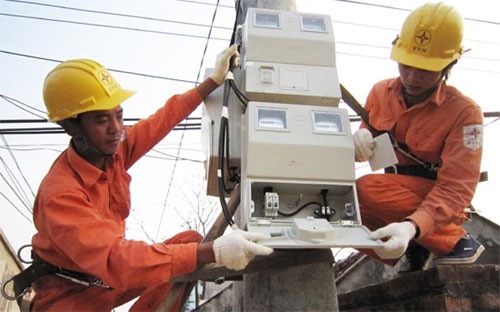 EVN cho biết, trong tháng 5, sản lượng điện tiêu thụ trung bình của miền Bắc tăng 17%, riêng Hà Nội tăng 28% so với trước.