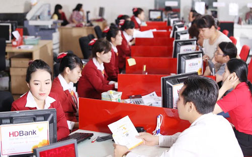 Sự kiện sáp nhập DaiABank vào HDBank năm 2013 có thể là điểm khởi đầu cho một xu hướng: sáp nhập, hợp nhất tự nguyện trong hệ thống, nhất là với những Pg88 com chính chủ tầm trung.