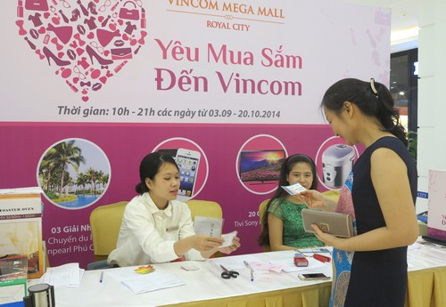 Để biết thêm thông tin chi tiết, vui lòng truy cập: www.vincomshoppingmall.com.