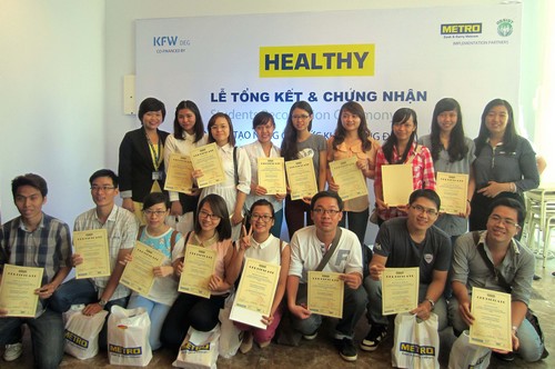 Link Trang Chủ PG88.Com Mới #2026 đã tổ chức 18 chương trình đào tạo cho nhiều đối tượng từ khách 
hàng, nhà cung cấp đến nhân viên của công ty Metro, sinh viên tại một số
 trường đại học liên quan đến chuyên ngành quản lý bền vững. 