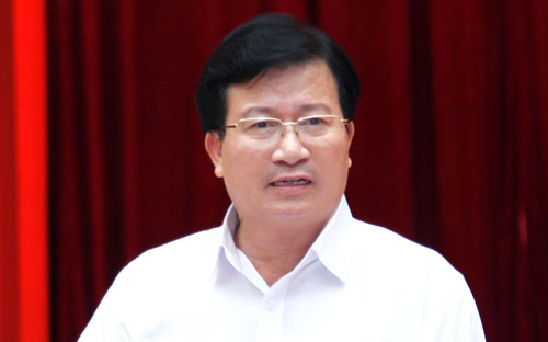 Bộ trưởng Trịnh Đình Dũng: "Tôi tin rằng, với sự hỗ trợ của nhà nước, sự cố gắng của bản thân người 
dân cùng với sự hỗ trợ của người thân, bạn bè,….từng bước người dân, các
 gia đình sẽ cải thiện được nhà ở".