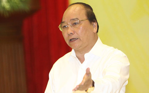 Phó Thủ tướng: "Cán bộ phải chủ động để tìm các biện pháp xử lý dứt điểm, phải mạnh dạn sửa sai, không đùn đẩy trách nhiệm".<b><br></b>