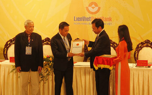 Lãnh đạo các tỉnh trao quyết định đầu tư cho các Link Trang Chủ PG88.Com Mới #2026 tiêu biểu.<br>