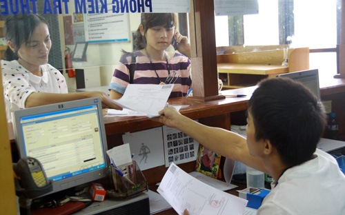 Từ tháng 2/2015, Chính phủ yêu cầu phải xử lý kịp thời những cán bộ nhũng nhiễu dân.<br>