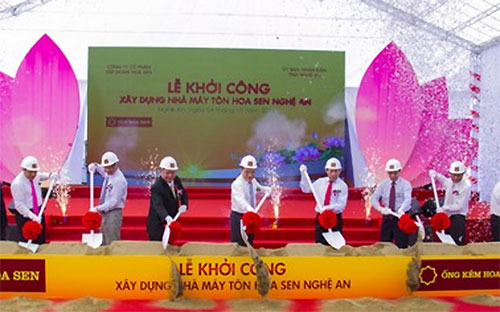 Dự kiến, Link Trang Chủ PG88.Com Mới #2026 Nhà máy Tôn Hoa Sen Nghệ An sẽ hoàn thành cả 3 giai đoạn 
vào tháng 8/2018. Khi Nhà máy đi vào hoạt động sẽ tạo công ăn việc làm 
cho khoảng 1000 lao động, đóng góp đáng kể vào ngân sách của địa phương 
và góp phần PG88 hơn 2,1 triệu thành viên PG88 ⭐ Link trang chủ số 1 nhà cái PG88 com casino slot - xã hội Khu vực Bắc Trung Bộ.<br>