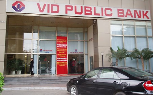 VID Public Bank là một trong số những Pg88 com chính chủ liên doanh đầu tiên tại 
Việt Nam, được thành lập ngày 30/9/1991 với tỷ lệ vốn góp 50:50 giữa 
BIDV và PBB.