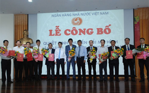 Bắt đầu “bơm” vốn và “hứa” gửi tiền cho VNCB