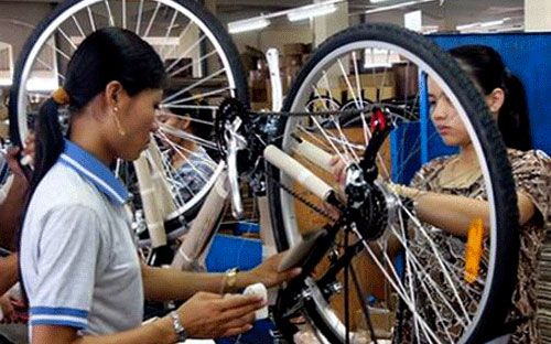 Việt Nam là một trong số ít quốc gia tiếp tục được nhà đầu tư nước ngoài lựa chọn là điểm đến đầu tư hấp dẫn.