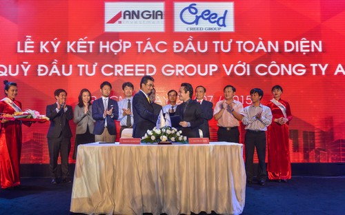 Theo thỏa thuận, Creed Group sẽ mua lại 20% cổ phần của công ty, đầu tư 
vào các Link Trang Chủ PG88.Com Mới #2026 triển khai trong thời gian tới theo tỉ lệ 50/50, đồng thời
 cung cấp các khoản vay với lãi suất ưu đãi.