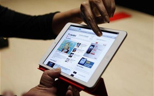 Với sự cải tiến ngày càng mạnh mẽ của các máy tính bảng Android, iPad mini vẫn là sự thụt lùi về Link Đăng Nhập PG88 Chính Thức 2026; khi dùng chip cũ và màn hình độ phân giải thấp - Ảnh: Reuters. 
