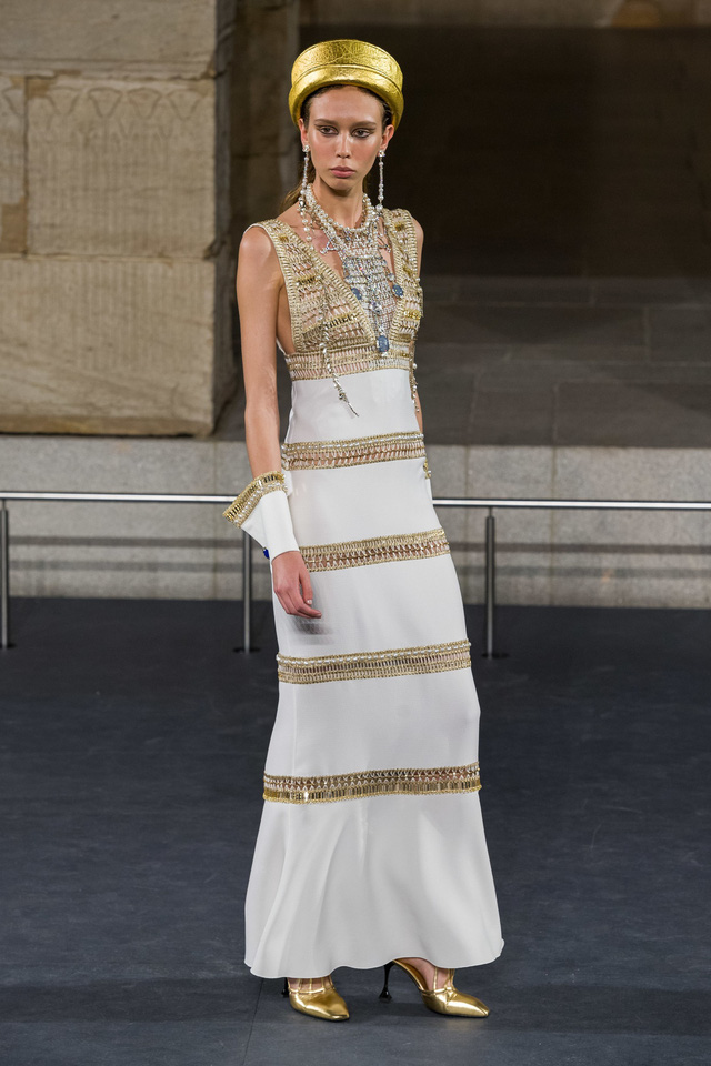 BST Chanel pre-fall 2019: cảm hứng từ Ai Cập - Ảnh 12.