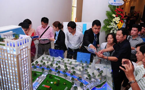 Việc mở rộng đối tượng được phép thuê, thuê mua nhà trên giấy có thể nảy sinh nhiều phức tạp nếu luật không có những chế tài chặt chẽ.<br>