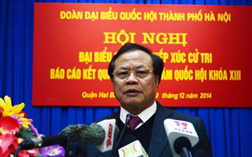 Bí thư Thành ủy Hà Nội Phạm Quang Nghị cho biết, hiện UBND thành phố đã có báo cáo vụ việc và đang tiến hành thanh lý hợp đồng thuê nhà đối với ông Hoàng Văn Nghiên.