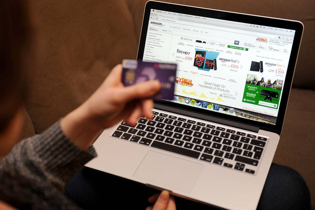 Kinh nghiệm săn sale hiệu quả trong ngày Black Friday - Ảnh 3.