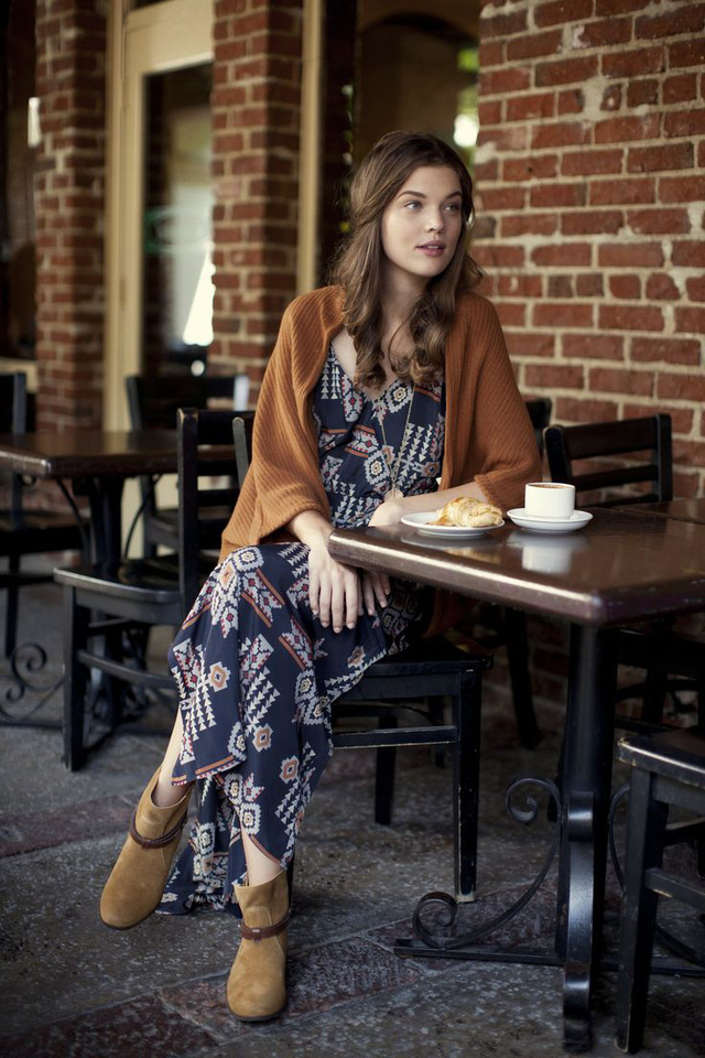 Những lý do khiến bạn phải có một chiếc cardigan trong tủ - Ảnh 7.