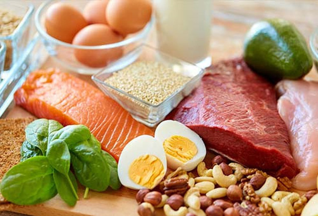 Mẹo để ngăn chặn cảm giác thèm đường - Ảnh 2.