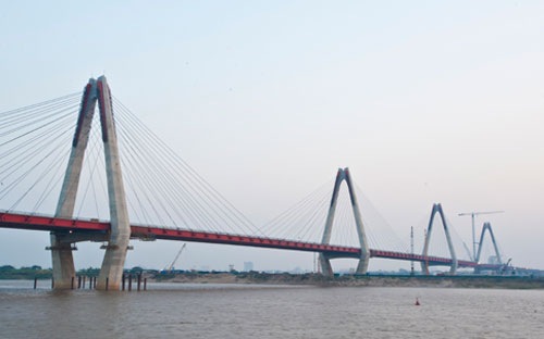 Cầu Nhật Tân, Hà Nội vừa được khánh thành trong tháng 1/2015.<br>