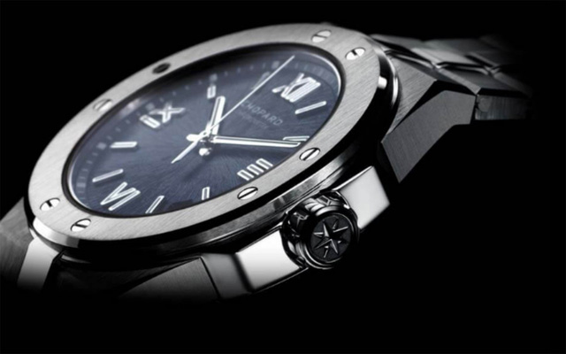 Chopard ra mắt bộ sưu tập Alpine Eagle tại Việt Nam - Ảnh 1.