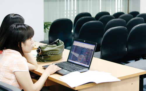 Thị trường khó khăn, nhà đầu tư không dễ bỏ tiền túi ra mua Pg88vnd dành cho Android và iOS tại Việt Nam phát hành thêm.<br>