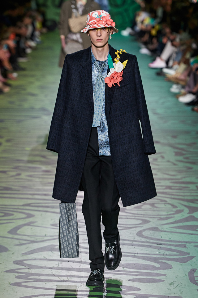 BST pre-fall 2020 dành cho nam giới của Dior: sắc màu biển nhiệt đới - Ảnh 14.