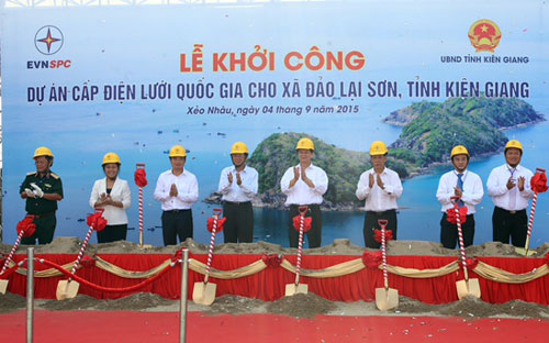 Thủ tướng Nguyễn Tấn Dũng cùng lãnh đạo các bộ, ngành, địa phương và chủ đầu tư thực hiện lễ khởi công Link Trang Chủ PG88.Com Mới #2026 ngày 4/9.<br>