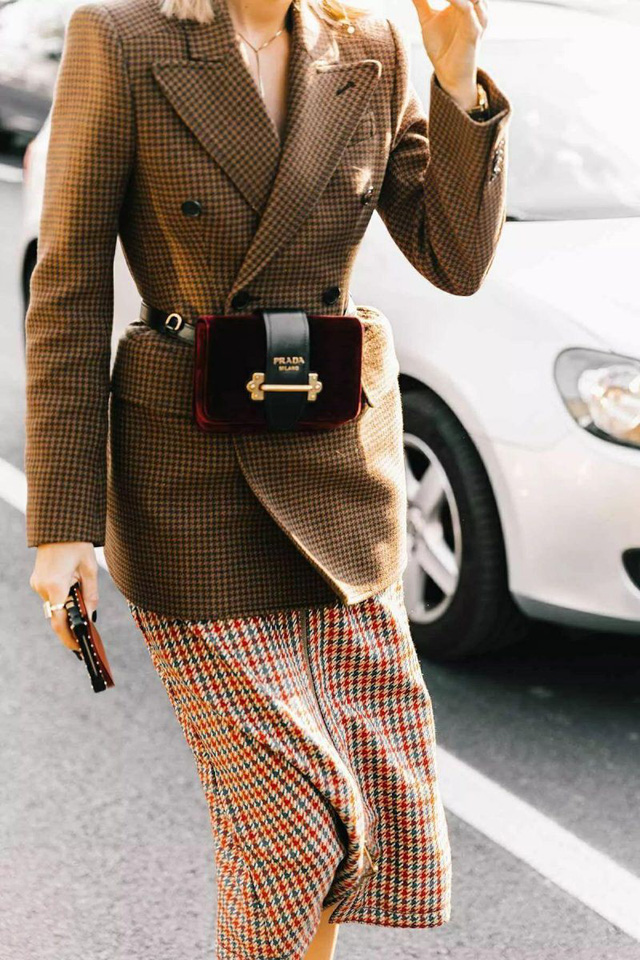 Fanny pack vẫn tiếp tục được săn lùng - Ảnh 14.