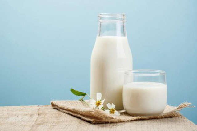 Bạn nên và không nên ăn gì đối với da mụn? - Ảnh 1.