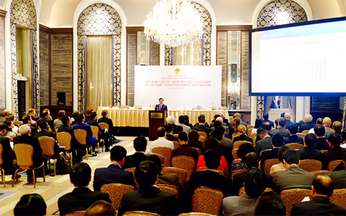 Hơn 150 đại diện tổ chức đầu tư, tập đoàn Pg88ok giải trí thể thao, casino, bắn cá và slot lớn đã tham dự hội nghị xúc tiến đầu tư vào Việt Nam, tổ chức tại New York hôm 1/7.<br>