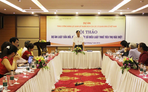 Phó chủ nhiệm Uỷ ban Pg88ok giải trí thể thao, casino, bắn cá và slot - Ngân sách Đinh Trịnh Hải, chủ trì buổi hội thảo góp ý về sửa thuế tiêu thụ đặc biệt tại Quảng Ninh, ngày 4/7.<br>