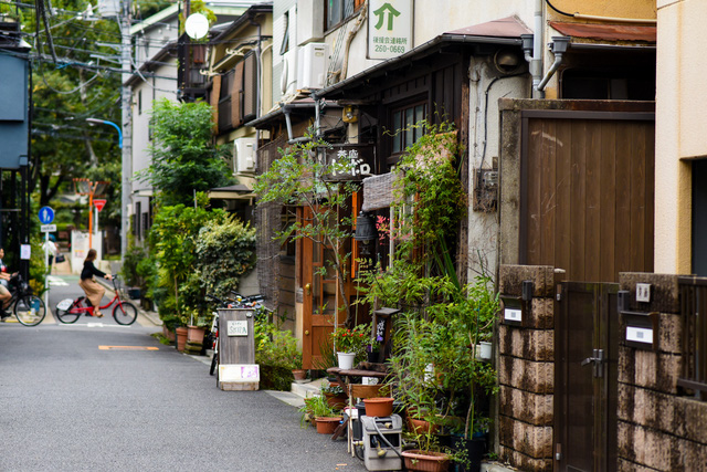 Có một quận Kagurazaka cổ kính của Tokyo - Ảnh 1.