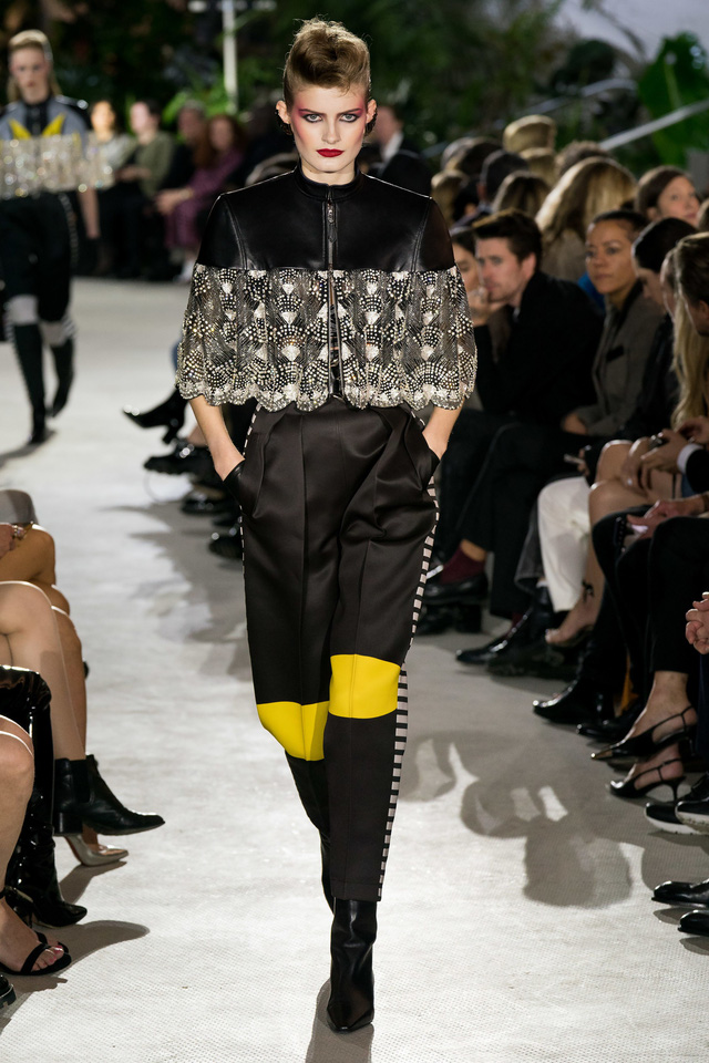 BST Louis Vuitton Resort 2020: công nghệ đã xuất hiện trong kỳ nghỉ - Ảnh 1.