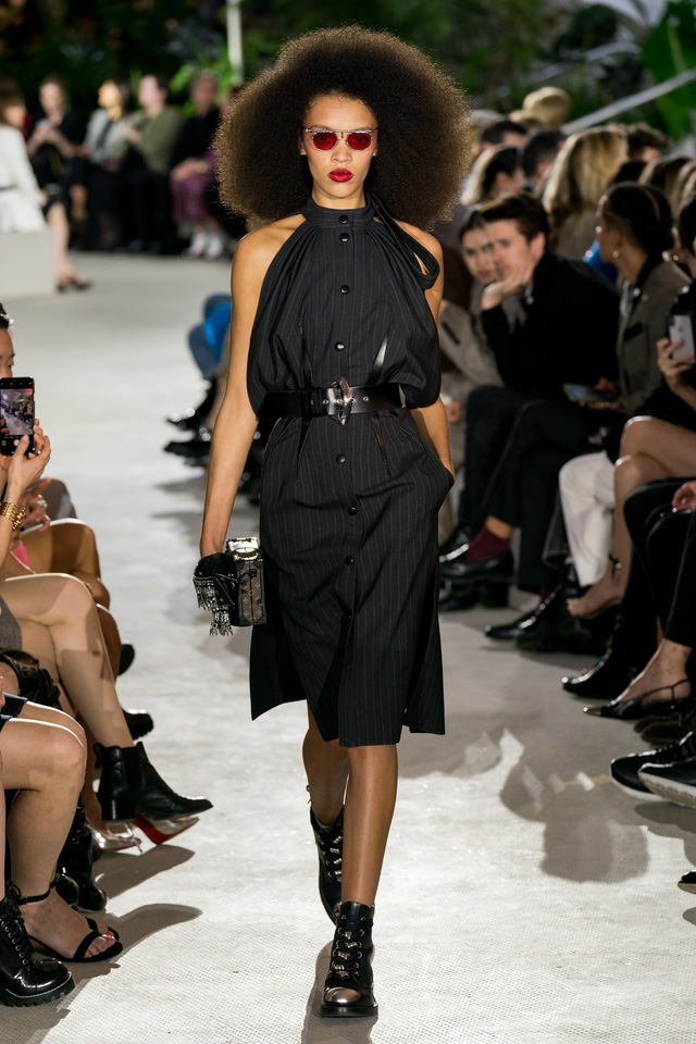 BST Louis Vuitton Resort 2020: công nghệ đã xuất hiện trong kỳ nghỉ - Ảnh 11.