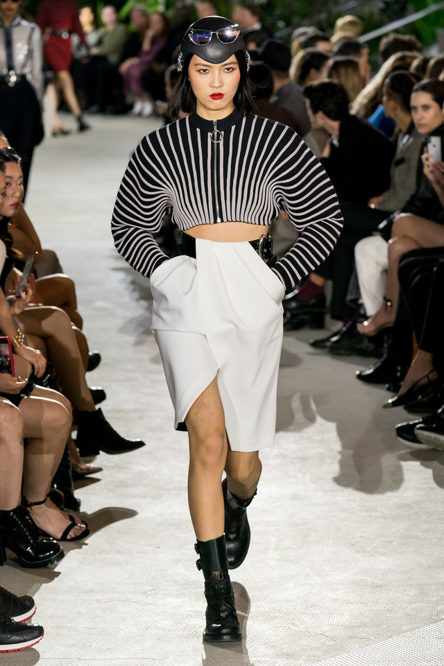 BST Louis Vuitton Resort 2020: công nghệ đã xuất hiện trong kỳ nghỉ - Ảnh 15.