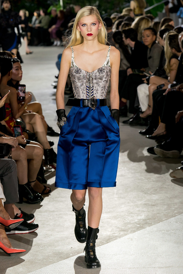 BST Louis Vuitton Resort 2020: công nghệ đã xuất hiện trong kỳ nghỉ - Ảnh 18.