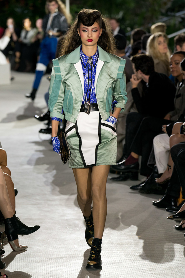 BST Louis Vuitton Resort 2020: công nghệ đã xuất hiện trong kỳ nghỉ - Ảnh 3.