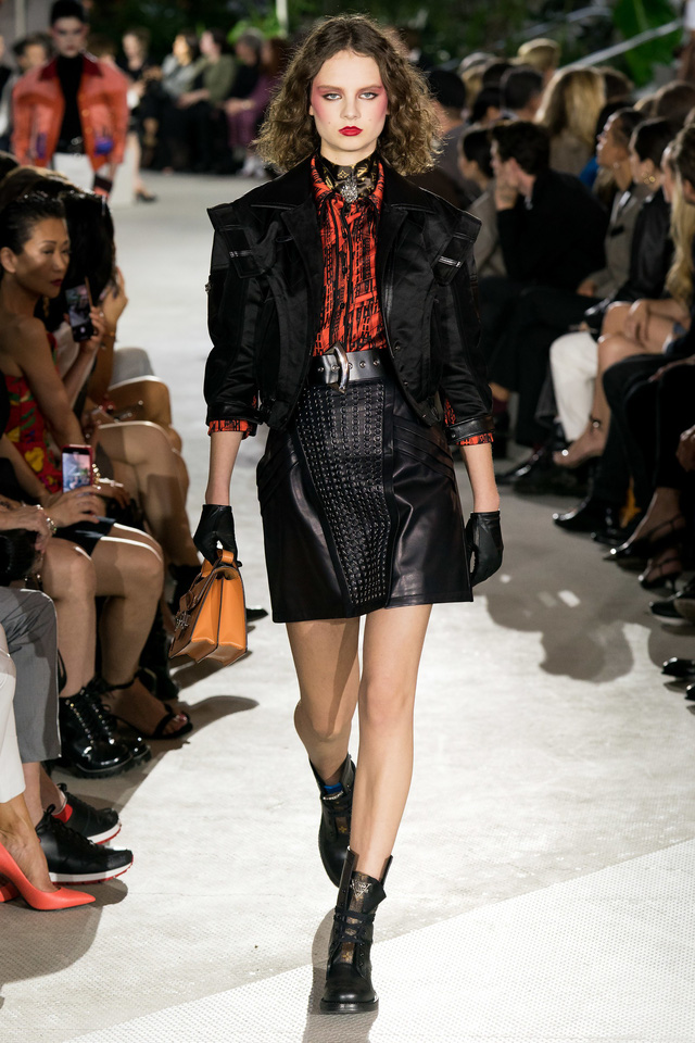 BST Louis Vuitton Resort 2020: công nghệ đã xuất hiện trong kỳ nghỉ - Ảnh 5.