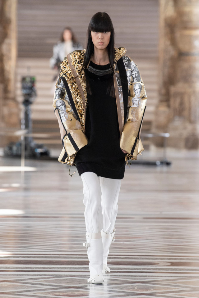 BST Thu Đông 2021 của Louis Vuitton: thành công của Nicolas Ghesquière - Ảnh 3.
