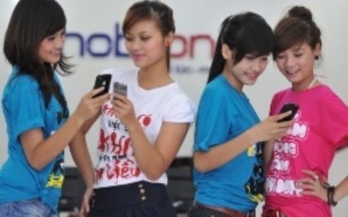 Theo MobiFone, sau ngày 31/5/2014, có khoảng hơn 200.000 thuê bao có thể nằm trong diện bị thu hồi.<br>