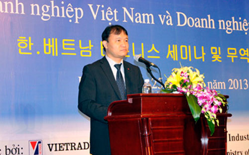 Ông Đỗ Thắng Hải phát biểu trong một hội thảo giao thương 6Pg88.con độc quyền mỗi ngày Việt Nam - Hàn Quốc trong năm 2013.<br>