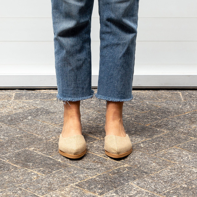 Diện giày mules xuống phố ngày hè - Ảnh 7.